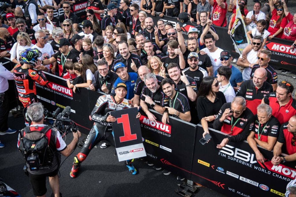 WorldSBK Estoril 2025 4 1. Platz als Teamerfolg bei der WorldSBK Estoril 2025