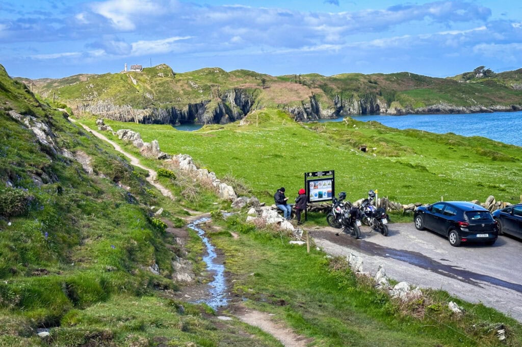 Irlands Südwesten. Motorradabenteuer Irland: In drei Wochen vom nordirischen Belfast entlang der Küste, mit ein paar Abstechern ins Landesinnere, bis Dublin fahren.