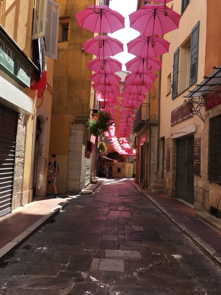 Route des Grandes Alpes – allein unterwegs zwischen Pässen, Hitze und Sehnsucht 14 18 Straßen von Grasse