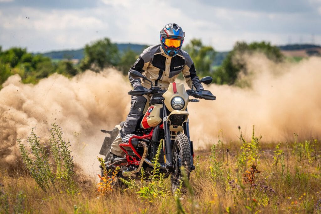 BMW R 12 GS Wunderlich Zubehör Lifestylebild