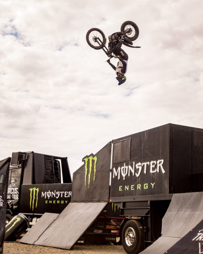 SHE RIDES @Börjes Frühlingstreff Augustfehn – Saisonstart für Motorradfans 3 Börjes Frühlingstreff 2026 Augustfehn Flyer Poster Programm