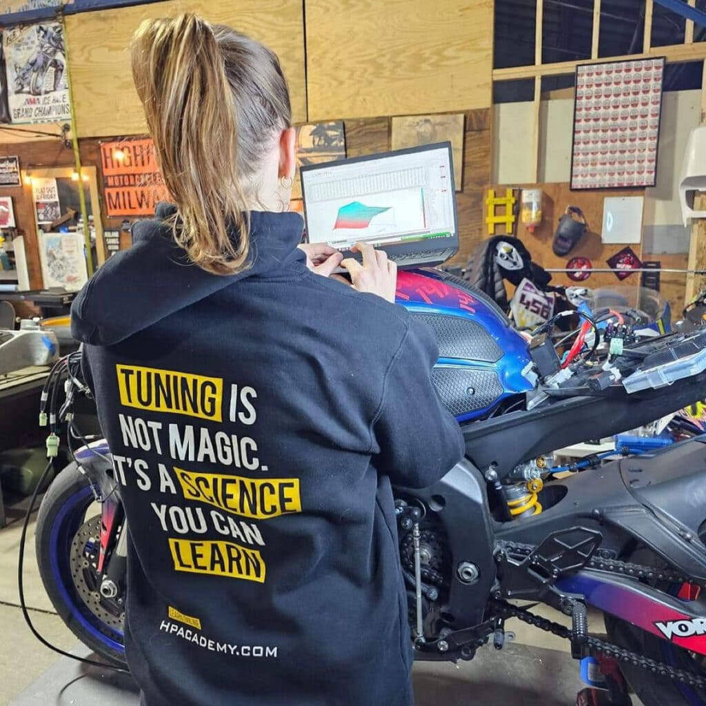 Building Speed Buchrezension Chloe Rücken