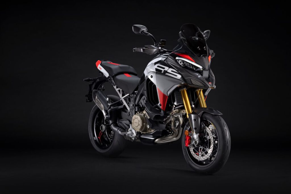 Ducati Multistrada V4 RS Seitenansicht schräg