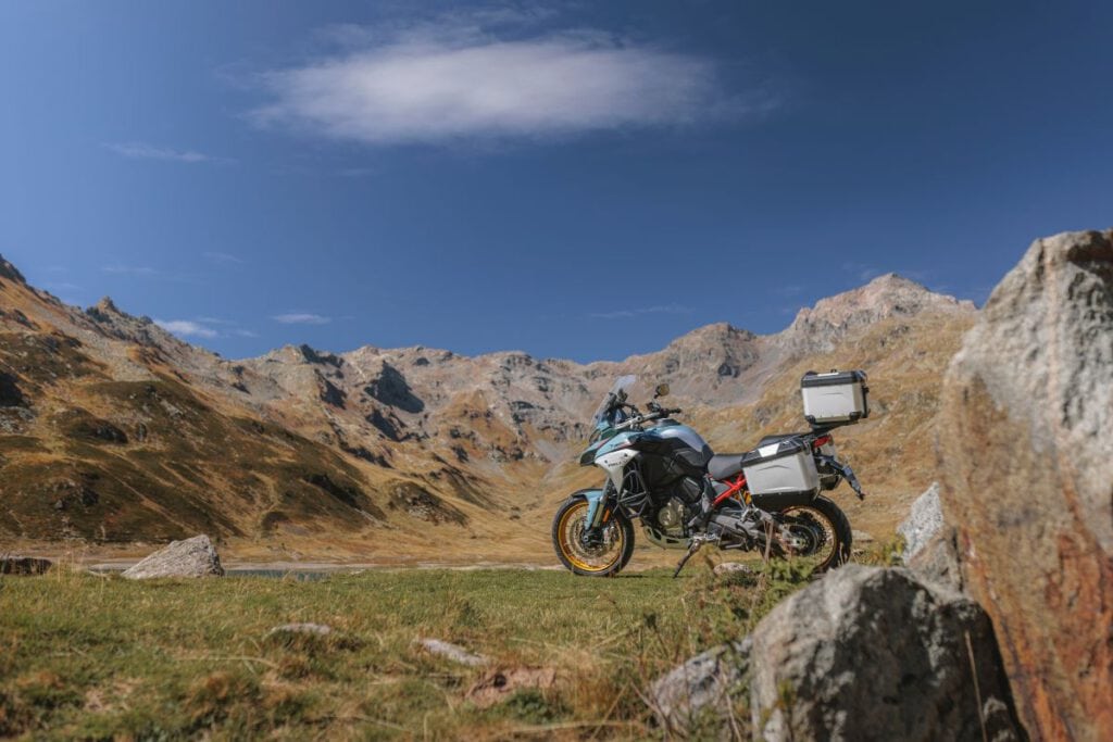 Ducati Multistrada V4 Rally 2026 im Gelaende