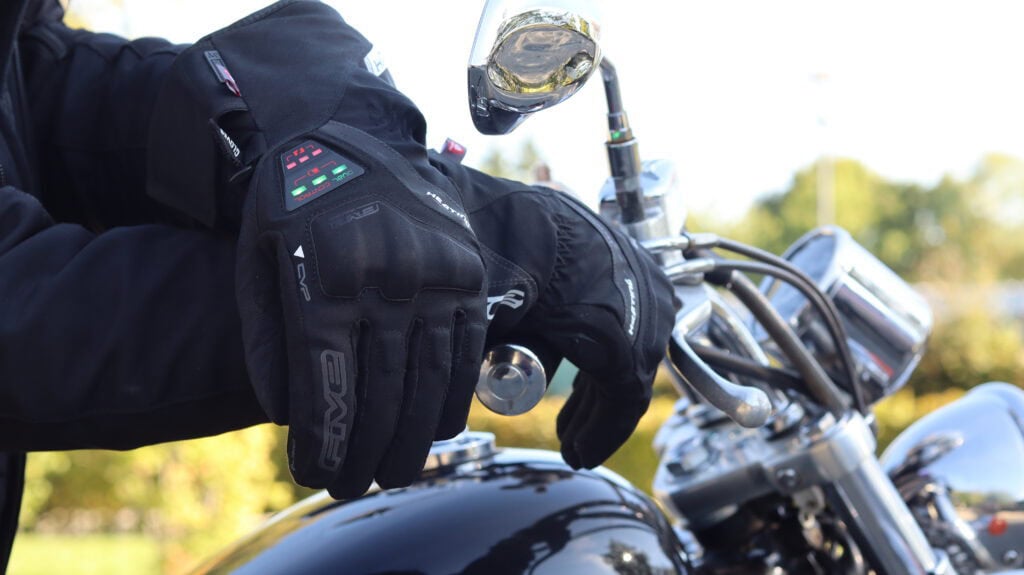  Five HG3 Evo WP Woman Tragebild Beheizbare Handschuhe Margit Vogel Detailansicht