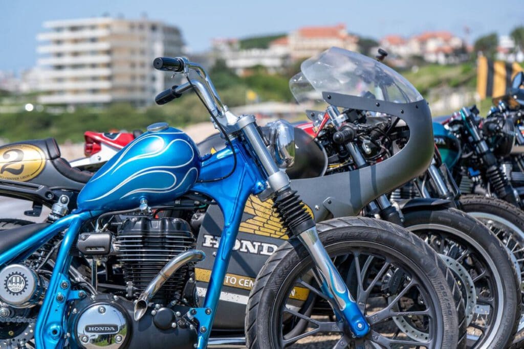 Honda feiert Custom-Kunst mit der neuen GB350S 2 Honda Customs 2025 alle Wettbewerber Fokus auf Rahmen