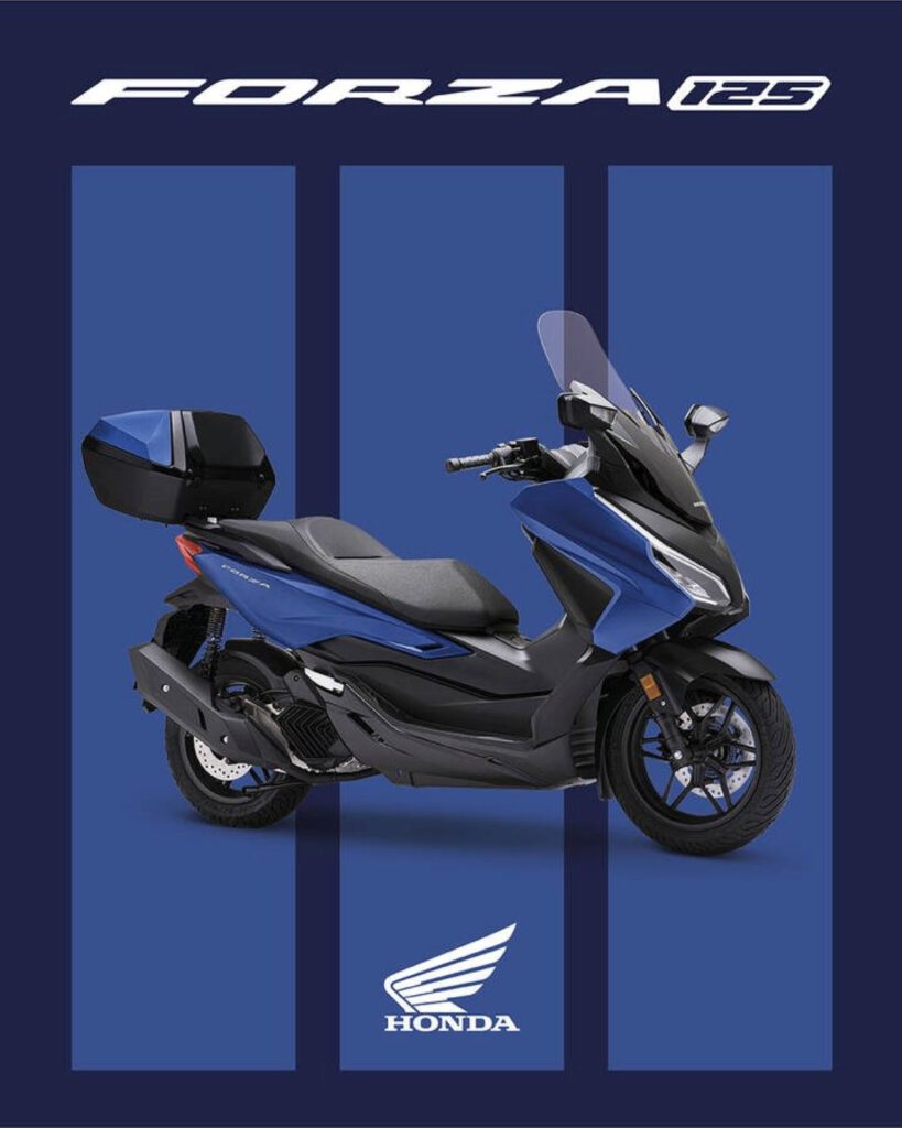 Honda Forza 125 blaues Modell Seitenansicht