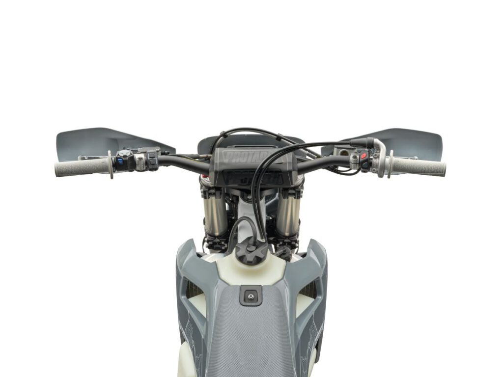 Husqvarna FE 350 Pro 2026 Detailansicht Lenker