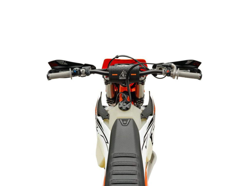 KTM 300 EXC HARDENDURO 2026 Detailansicht Front von oben