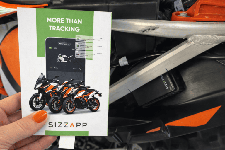 Sizzapp GPS-Tracker Karte Box im Fokus