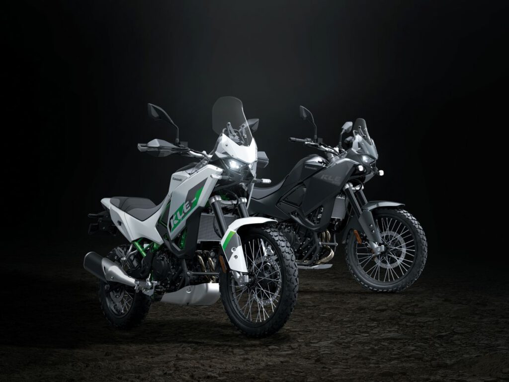 Kawasaki KLE500 2 Designvarianten Seitenansicht