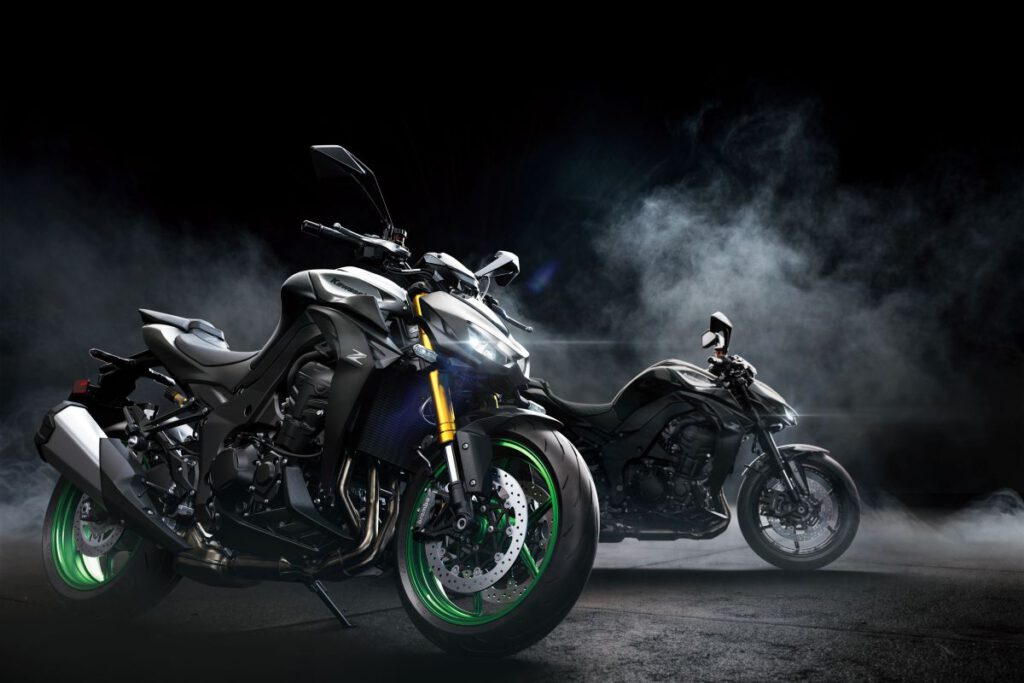 Kawasaki Z1100 2026 beide Modelle Seitenansicht
