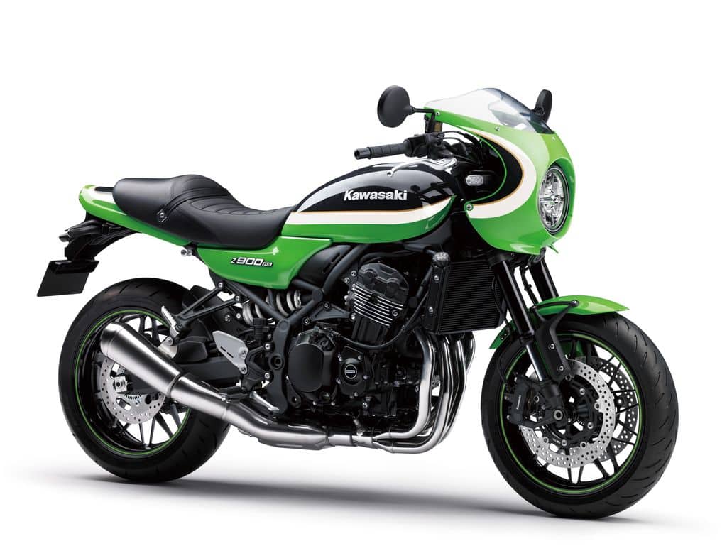 Z650RS 2026  in Candy Emerald Green Seitenansicht, ©Kawasaki