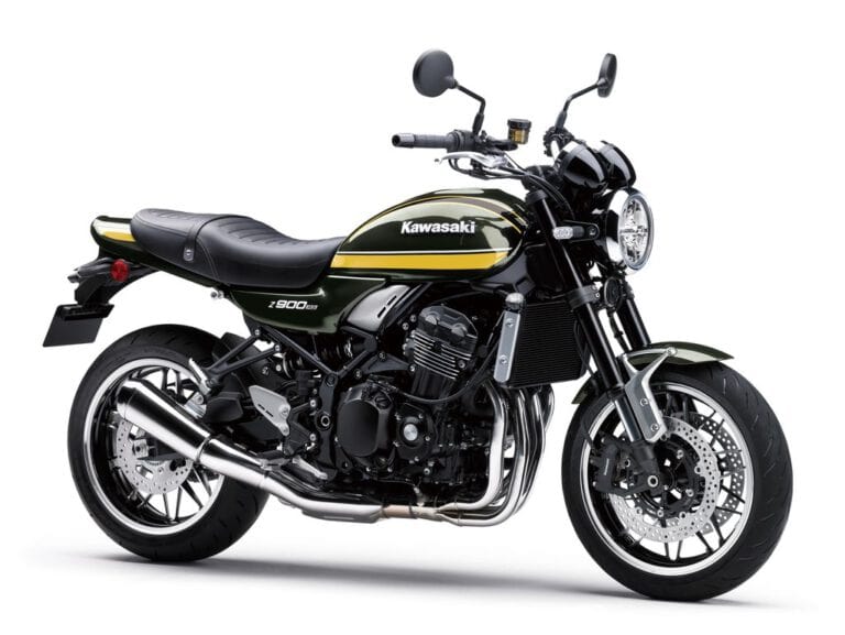 Die Kawasaki Z650RS 2026 in Ebony in Seitenansicht.