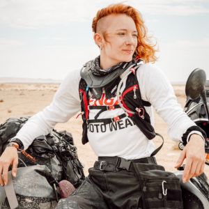 SHE RIDES Summit Vortrag Leona Salefsky @smellofgasoline