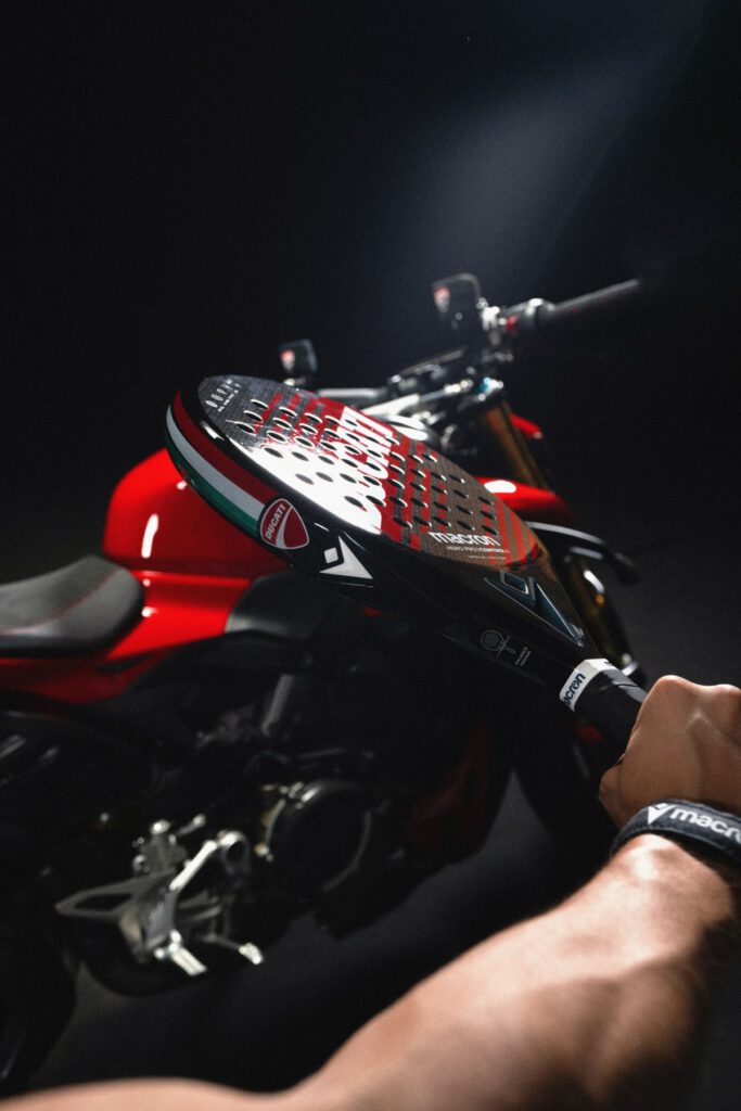 Macron X Ducati capsule collection Schläger