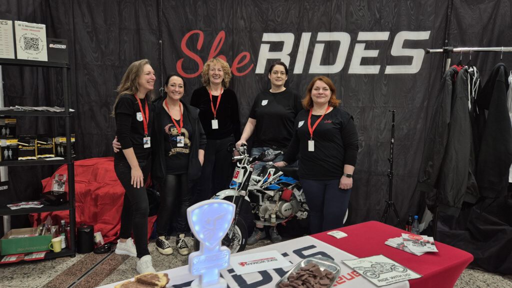 Motorräder Dortmund 2025 SHE RIDES Messestand