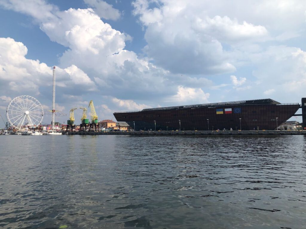 ENDURO IN POLEN / WESTPOMMERN – VERBOTEN GUT 5 Riesenrad und Containerschiff Jochen Ehlers - ENDUROFUN TOURS