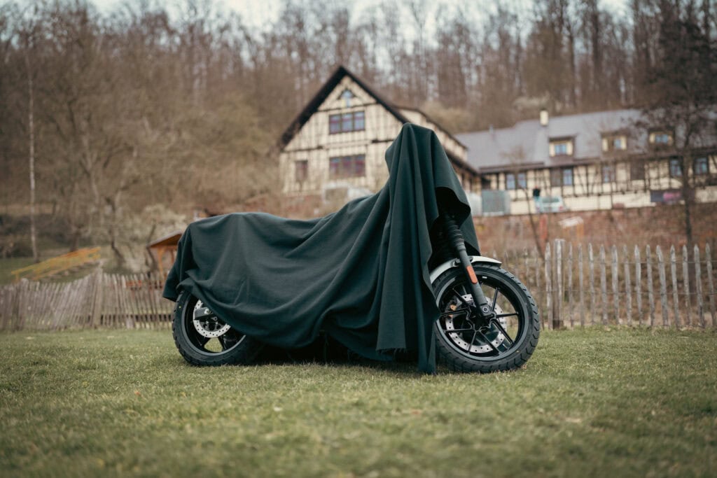 Glemseck 101 Motorradverlosung: Motorrad und viele andere Sachpreise zu gewinnen 2 Glemseck 101 Motorradverlosung_Royal Enfield Customizing Projekt