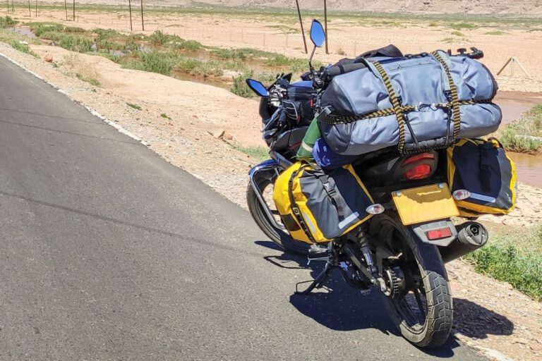 Tourenplanung Teil 2. Ein Mädelsabend über Gepäck, Motorradtransport und Board-Werkzeug