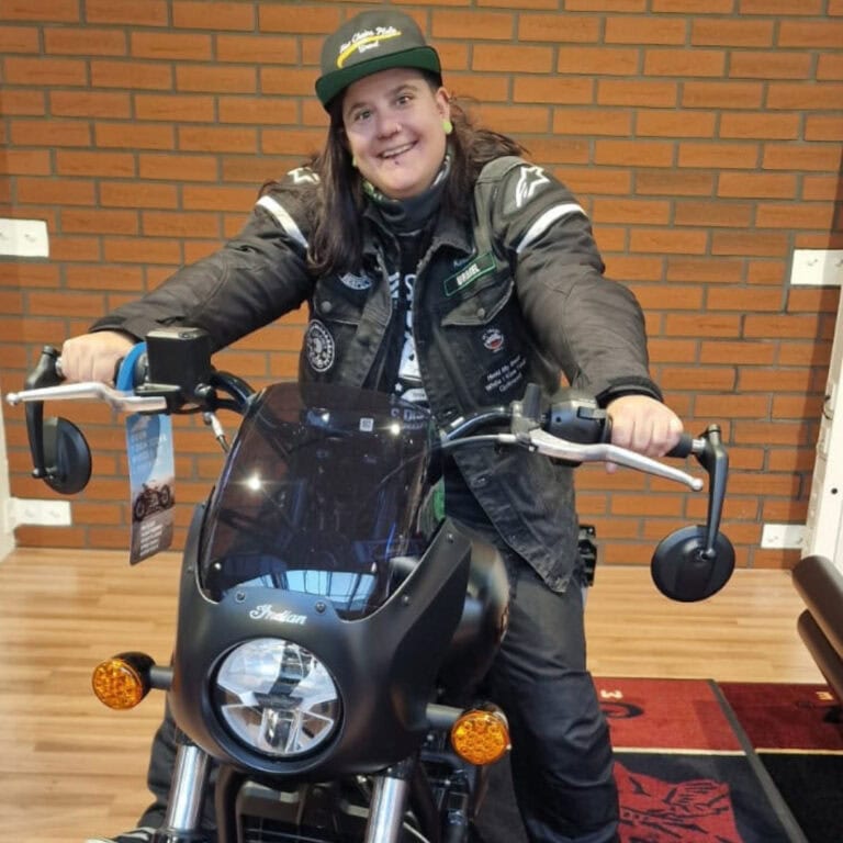 Team SHE RIDES Sarah