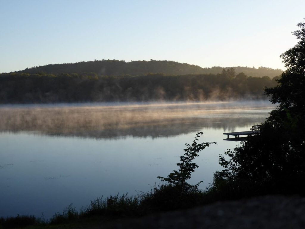 ENDURO IN POLEN / WESTPOMMERN – VERBOTEN GUT 7 See im Nebel Jochen Ehlers - ENDUROFUN TOURS