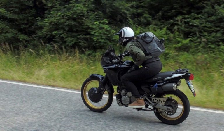 Reise-Test: Mit dem Drybag 300 Rucksack von Frankfurt nach Berlin