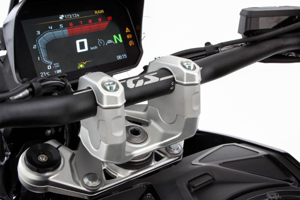 Wunderlich – BMW R 1300 RT: Höchste Zeit für ein Update 5 Wunderlich R 1300 T Lenkererhöhung