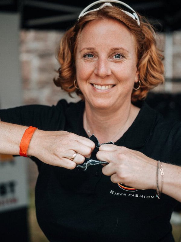 Fellows Ride @SHE RIDES Summit 2024 Gipfeltreffen motorradfahrender Frauen auf Burg Breuberg in Hessen.