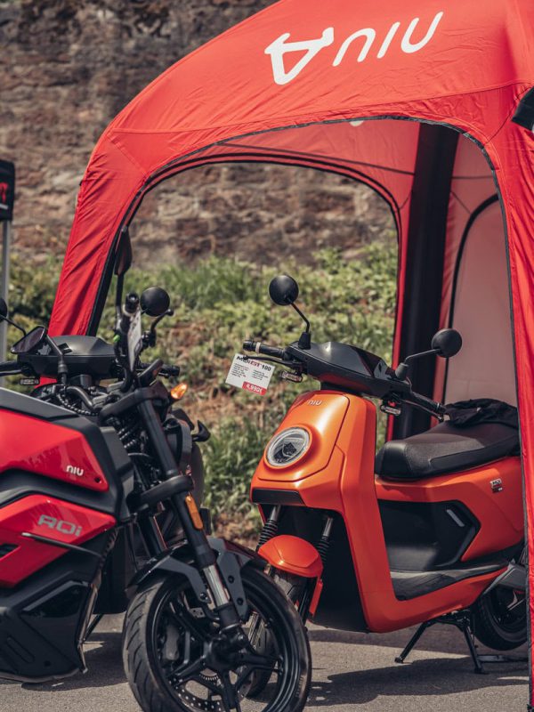 SHE RIDES Summit 2024 Gipfeltreffen motorradfahrender Frauen auf Burg Breuberg in Hessen.