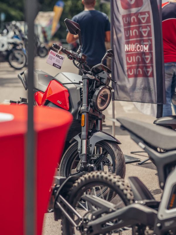 SHE RIDES Summit 2024 Gipfeltreffen motorradfahrender Frauen auf Burg Breuberg in Hessen.