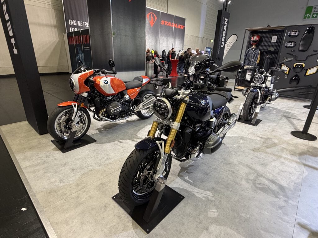 INTERMOT 2025 Erfahrungsbericht: Große Bühne, viel Show – wenig Neues 8 Intermot 2025 BMW Stand