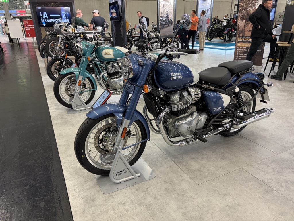 INTERMOT 2025 Erfahrungsbericht: Große Bühne, viel Show – wenig Neues 7 Intermot 2025 Stand Royal Enfield
