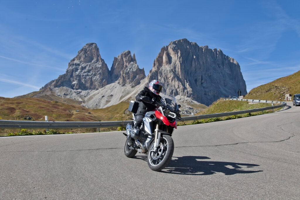 Motorradfahren in den Dolomiten_Hotel Langeshof Motorrad-Wochenende in den Dolomiten