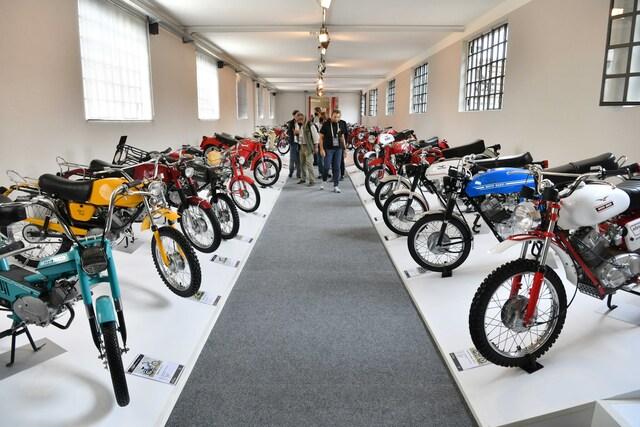 Seit dem 29. April 2022 ist das Moto Guzzi Museum in Mandello del Lario wieder für das Publikum geöffnet. Die Geschichte der Marke hautnah.